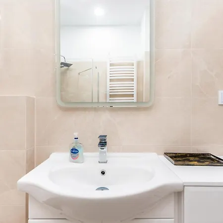 Apartman Kozia 5 By Homeprime Varsó